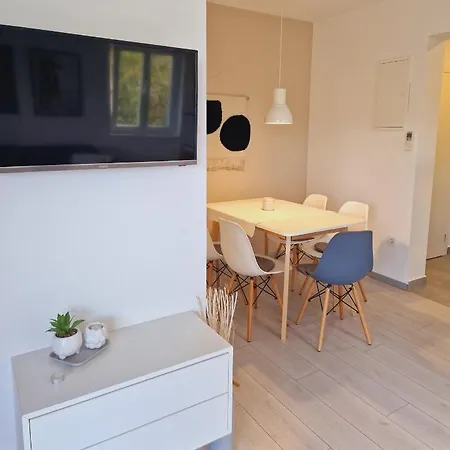 Appartement Nina Rab Town
