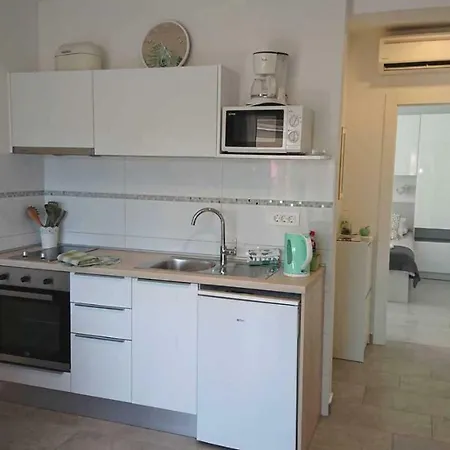 Nina Apartmán Rab Town