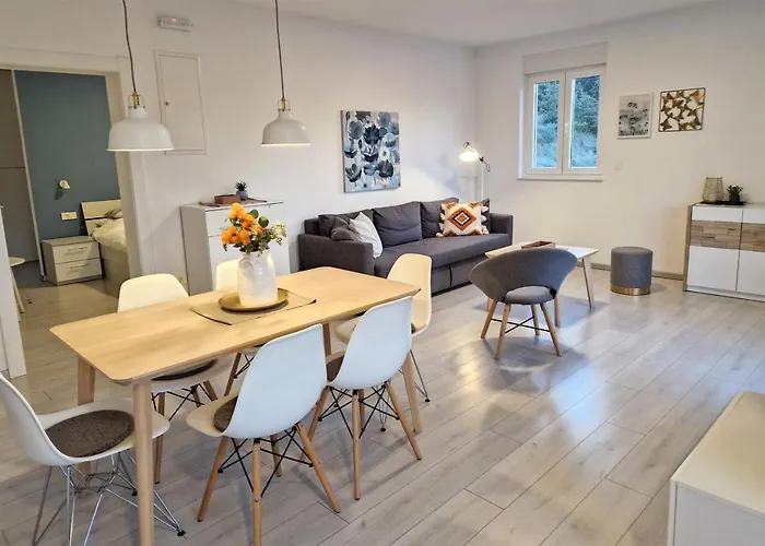 Nina Apartament *